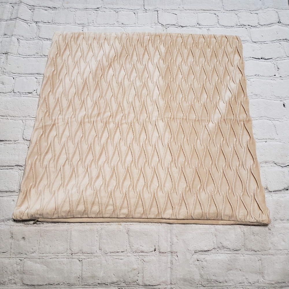 LIVE WELL Pillow cover.